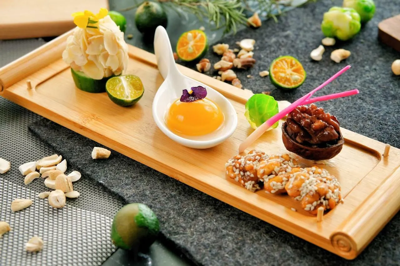 Yanling Jianye The Mist Hot Spring Hotel Malan 5*,  China
